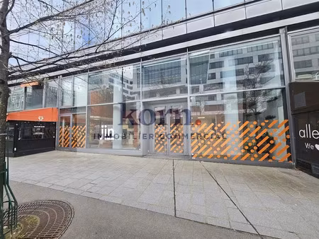 location locaux professionnels 255 m² à paris 13ème (75013)  54 252 €