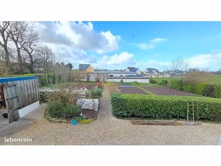 terrain 598 m² ploudaniel