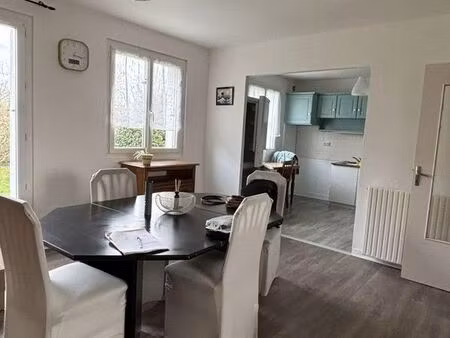 maison 4 pièces 80 m²