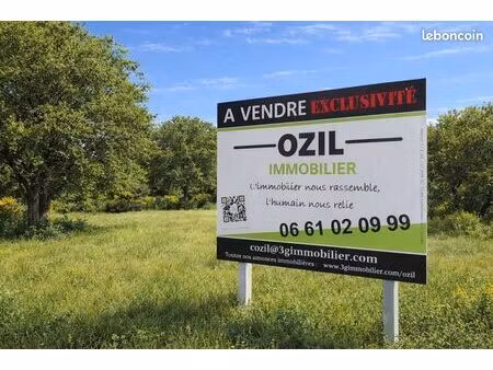 terrain 1 560 m² vezenobres