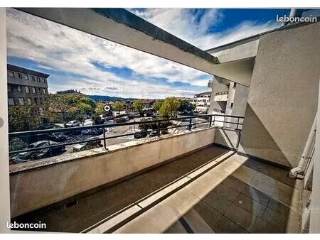 p 1 villeneuve les avignon