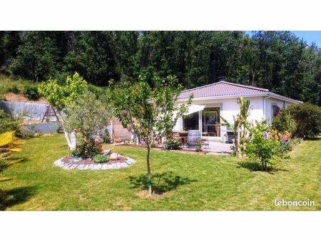 5 pièces - 105m2 - auch 32000