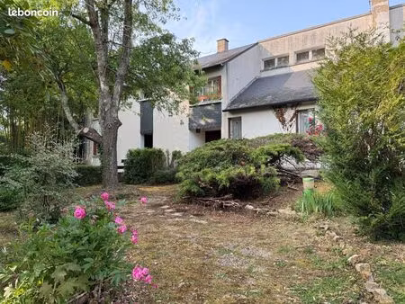 maison 10 pièces 250 m²