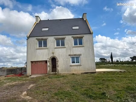 maison à la campagne