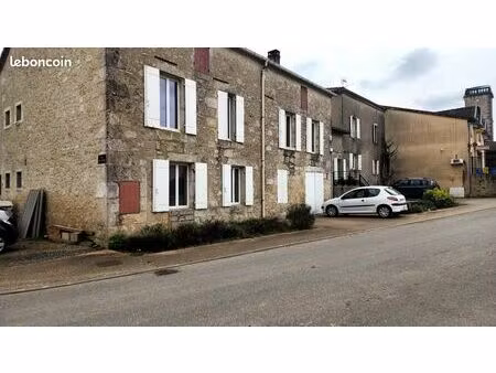 immeuble 157 m² pergain-taillac