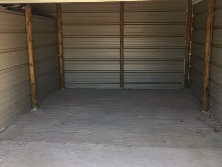 loue garage/garde meuble