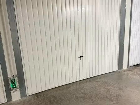 recherche box(la corniche)