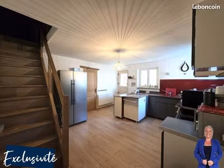 longère 8 pièces 174 m²