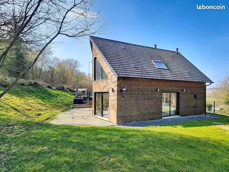 maison 6 pièces 145 m²
