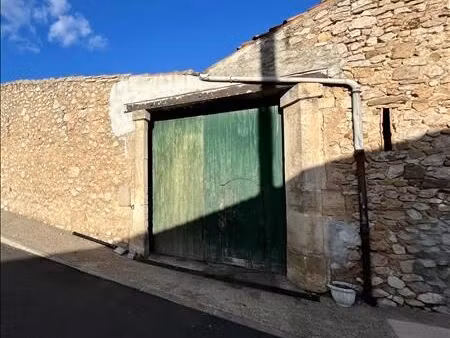 remise 1 pièce 60 m²