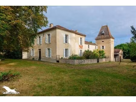 ferme 10 pièces 324 m²