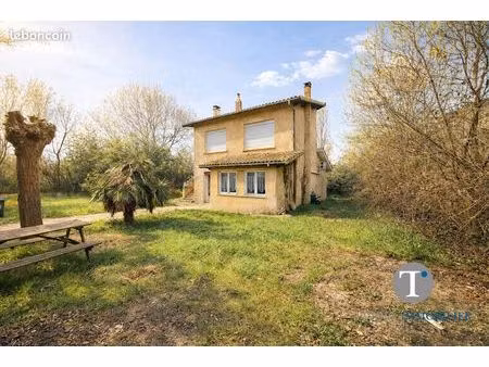 propriété 5 pièces 96 m²