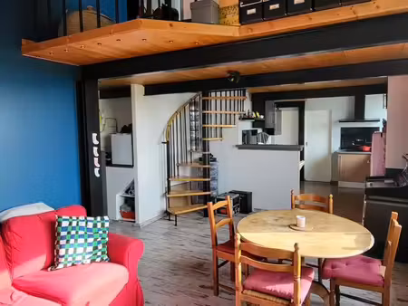 appartement t3 bis en duplex (78m² au sol) lumineux - estrablin