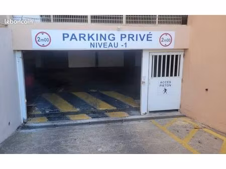 box garage de 12 50 m2 parking souterrain