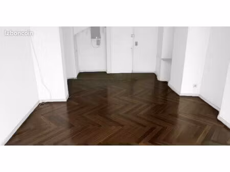 local commercial neuf