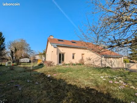 maison - 7 pièces - 145 m²