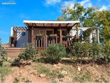 mobil-home à vendre dans camping ouvert à l année (34)