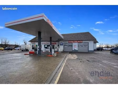 garage 205 m² chaussin