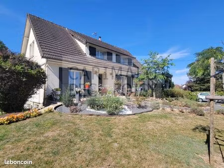 pavillon 7 pièces 173 m²