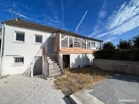 pavillon 5 pièces 150 m²