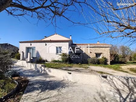 maison 7 pièces 245 m²