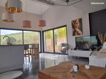 villa 145m2 au calme avec vue