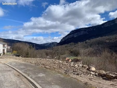 terrains chevry pré-terrassés