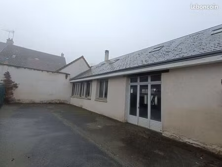 inconnu 2 pièces 195 m²