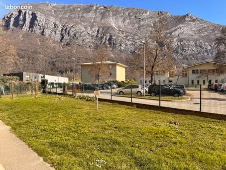 appartement 3 pièces 51 m²