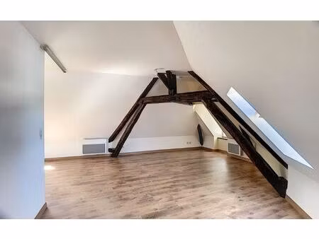 location appartement  m² t-1 à sandillon  440 €