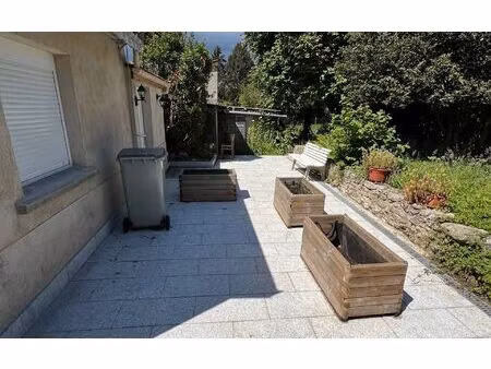 location appartement  m² t-2 à survilliers  655 €