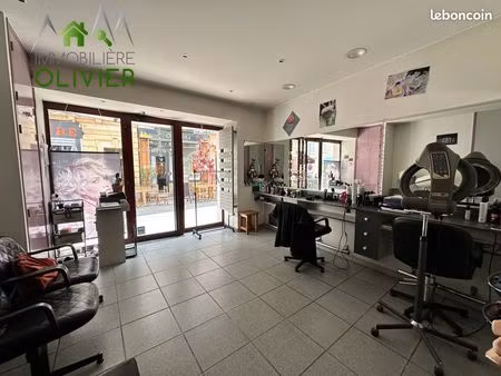 boutique 25 m² le bourg-d'oisans