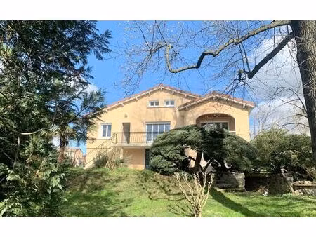 location maison  m² t-4 à chasse-sur-rhône  1 610 €