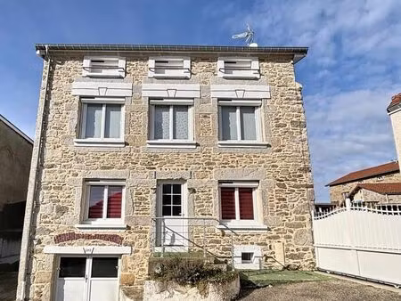 maison 4 pièces 82 m²