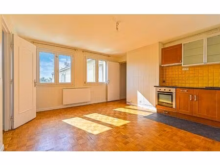 appartement montreuil 40.73 m² t-2 à vendre  195 000 €