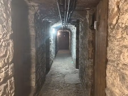 cave grenoble hyper centre