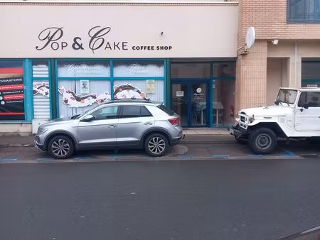 local commercial 56m²