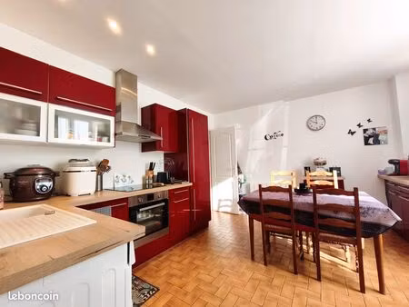 maison de ville 3 pièces 60 m²