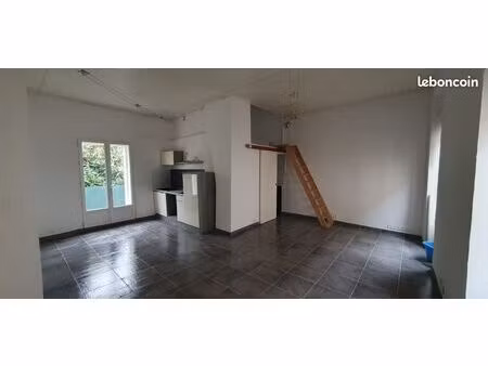 appartement 2 chambres ac balcon – 61 m² – eau compris