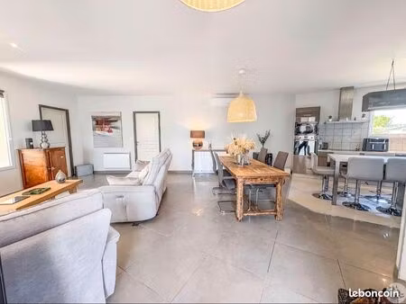 maison plein pied  avec vue sur monflanquin