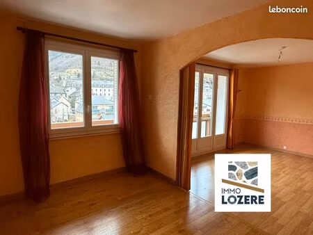 appartement 6 pièces 90 m²