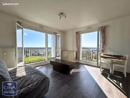 studio 1 pièce 27 m²