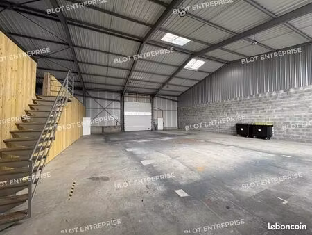local d'activité 400 m²