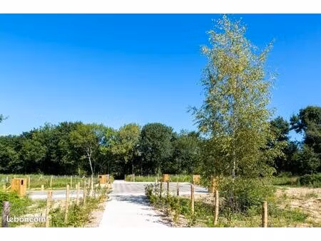 terrain à bâtir libre constructeur – 374 m² – besné (les hameaux du parc)