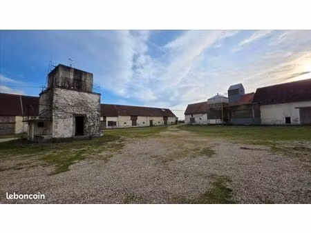 bien agricole neuvy-pailloux