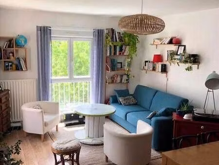 port sud - t3 dernier étage