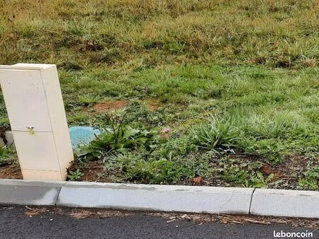 terrain 559 m² artannes sur indre