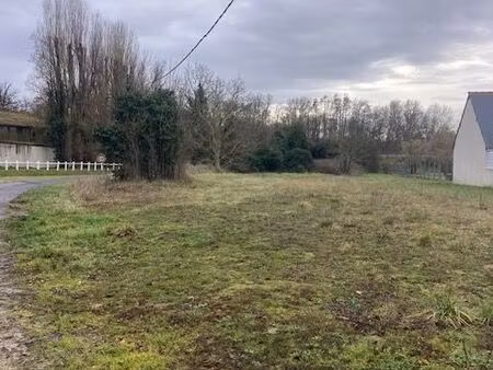 terrain à bâtir 1530 m² – vue château de la bourdaisière