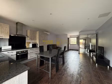 appartement t2 - 62.62m2 loi carrez - place de parking - duplex