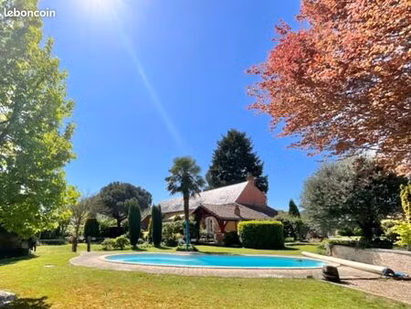 maison 6 pièces 166 m²